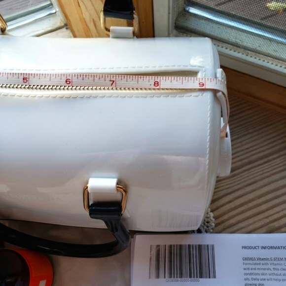 Isomers 4Pc Skincare Line, Vitamin C Serum Regime w/Classic Logo Satchel NWBag - Picture 12 of 14